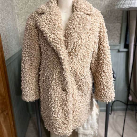 Zara Jackets & Blazers - Zara Cream Teddy Jacket Boho Bohemian Whimsical Unique
